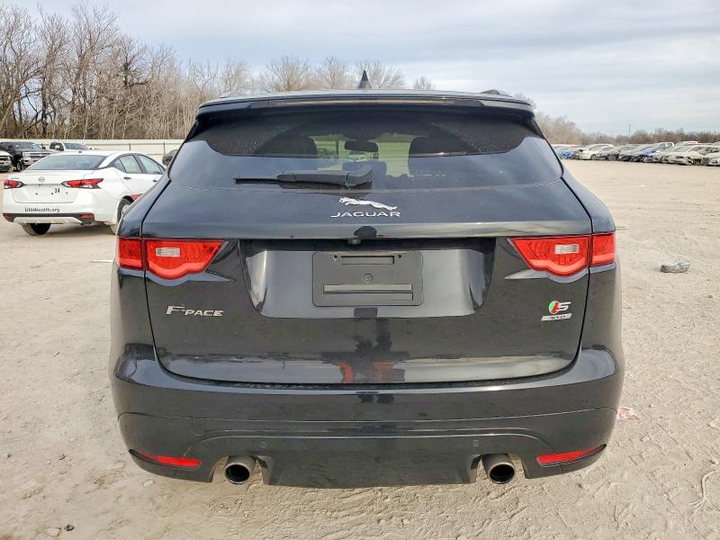 Photo 6 from auction – 2018 JAGUAR F-PACE S with VIN SADCM2FV5JA236353