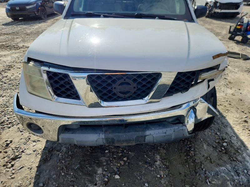 Photo 11 from auction – 2005 NISSAN FRONTIER K with VIN 1N6AD06U75C437242