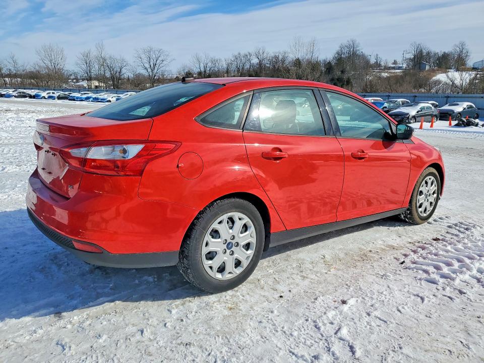 Photo 3 from auction – 2012 FORD FOCUS SE with VIN 1FAHP3F25CL293511