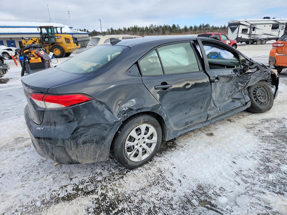 Photo 3 from auction – 2022 TOYOTA COROLLA with VIN JTDEPMAE2NJ227727