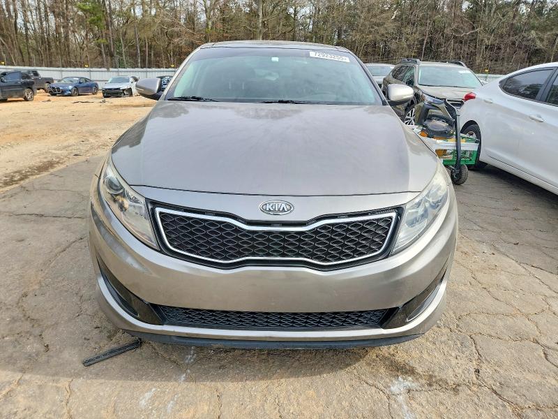 Photo 5 from auction – 2012 KIA OPTIMA with VIN 5XXGR4A67CG071066