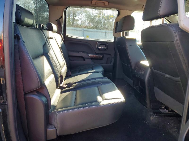 Photo 10 from auction – 2018 GMC SIERRA K25 with VIN 1GT12TEG0JF109756