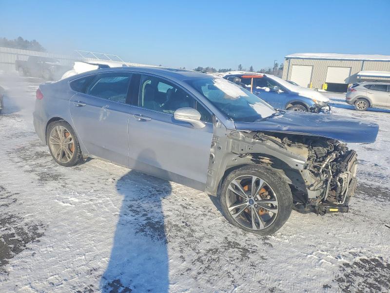 Photo 4 from auction – 2020 FORD FUSION TIT with VIN 3FA6P0D9XLR175199