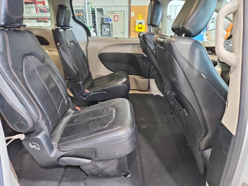 Photo 11 from auction – 2017 CHRYSLER PACIFICA with VIN 2C4RC1EG0HR788547