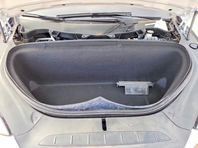Photo 12 from auction – 2019 TESLA MODEL X with VIN 5YJXCDE20KF196212
