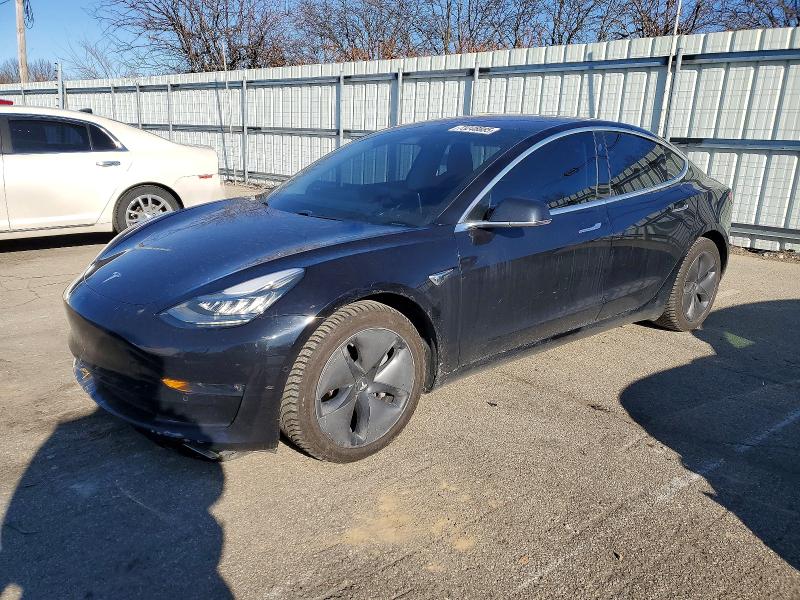 TESLA MODEL 3 2018 with VIN 5YJ3E1EB2JF070844 - Photo from auction