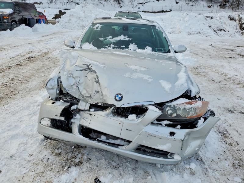 Photo 5 from auction – 2006 BMW 325XI with VIN WBAVD13566KV03596