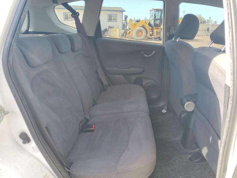 Photo 11 from auction – 2009 HONDA FIT with VIN JHMGE88239S067115