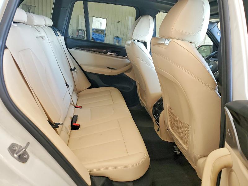 Photo 11 from auction – 2018 BMW X3 XDRIVE3 with VIN 5UXTR9C58JLD68507