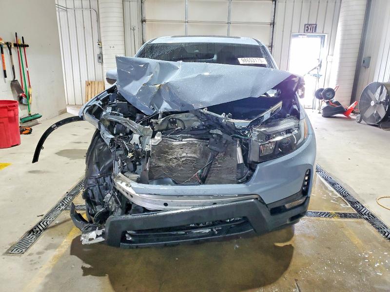 Zdjęcie 5 z aukcji – 2024 HONDA PASSPORT E z VIN 5FNYF8H5XRB010212