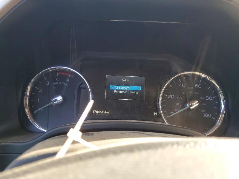 Photo 9 from auction – 2018 FORD F250 SUPER with VIN 1FT7W2BT2JEC40431