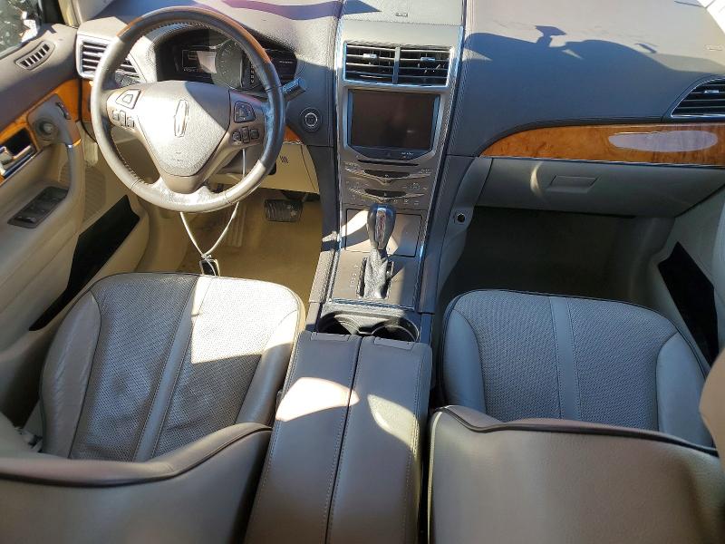 Photo 8 from auction – 2011 LINCOLN MKX with VIN 2LMDJ8JK7BBJ28198