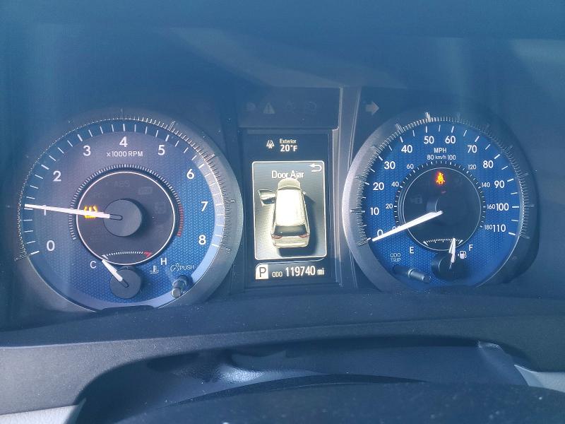 Photo 9 from auction – 2017 TOYOTA SIENNA XLE with VIN 5TDYZ3DC0HS827908