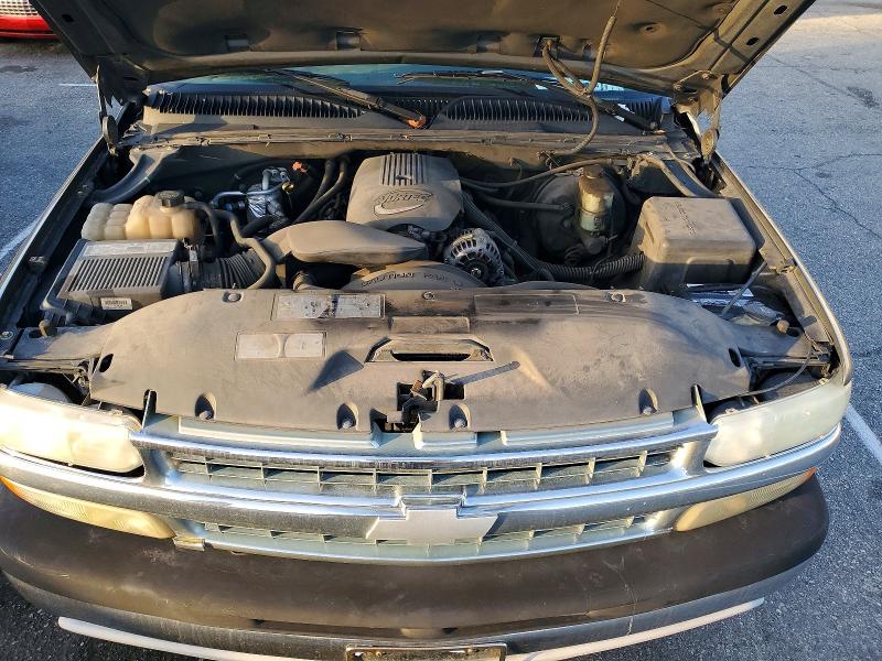Photo 11 from auction – 2002 CHEVROLET SILVERADO with VIN 2GCEC19T821185891