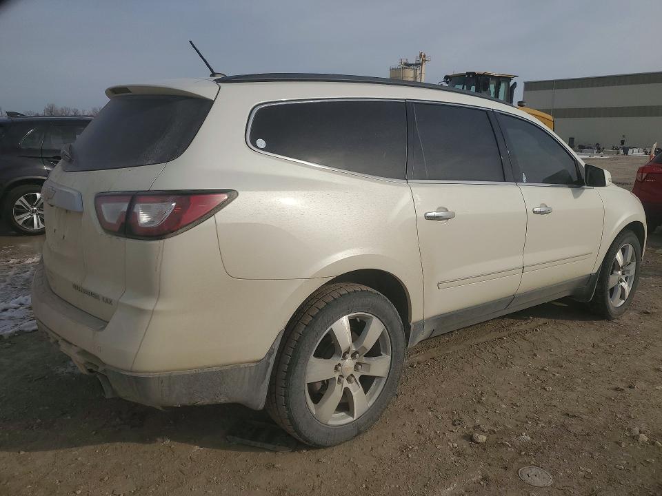 Photo 3 from auction – 2015 CHEVROLET TRAVERSE L with VIN 1GNKVJKD9FJ336627