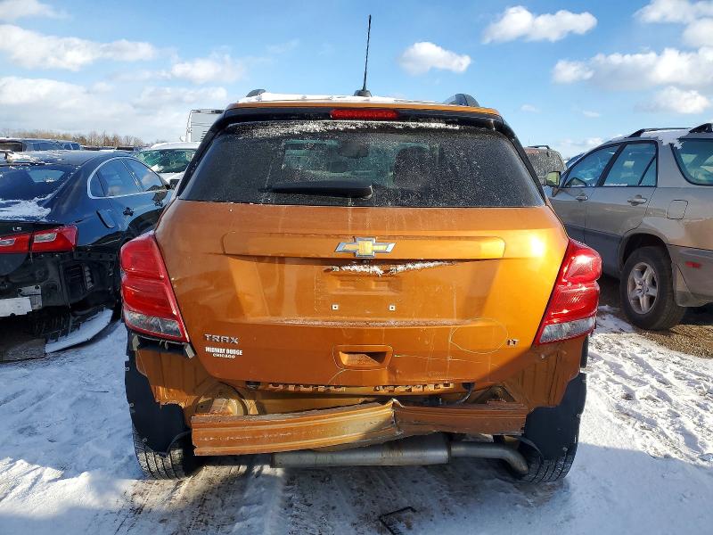Photo 6 from auction – 2017 CHEVROLET TRAX 1LT with VIN 3GNCJLSB1HL170870