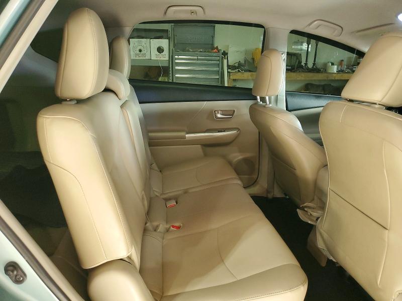 Photo 10 from auction – 2014 TOYOTA PRIUS V with VIN JTDZN3EU5E3307028