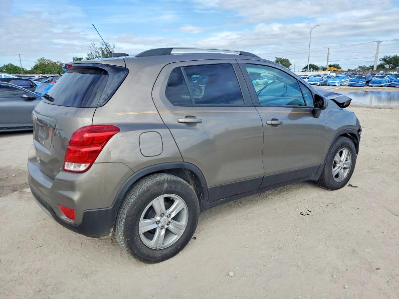 Photo 3 from auction – 2021 CHEV TRAX with VIN KL7CJLSB0MB320372