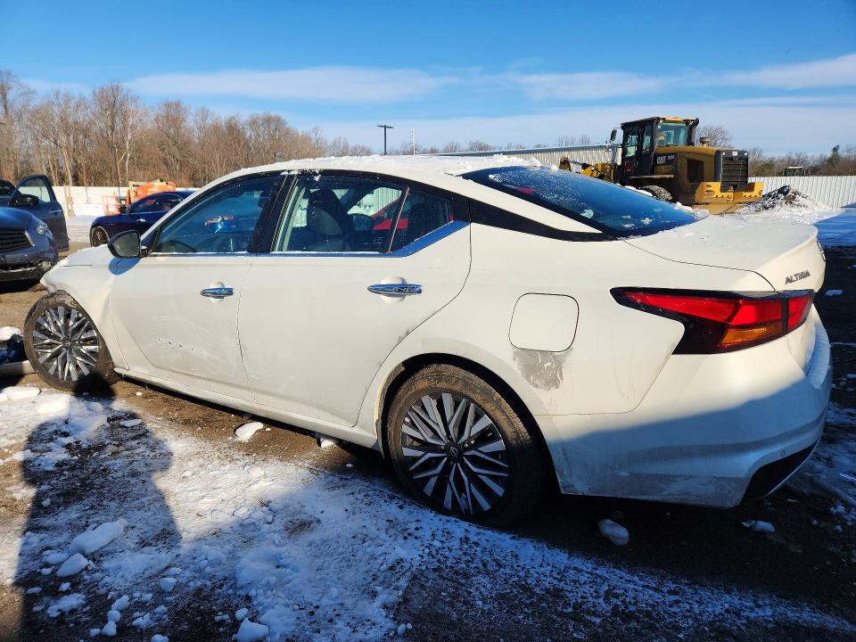 Photo 2 from auction – 2024 NISSAN ALTIMA SV with VIN 1N4BL4DV0RN429481