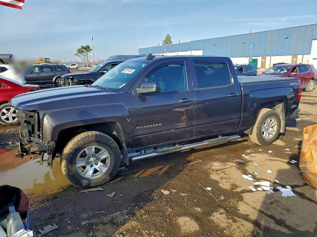 CHEVROLET SILVERADO 2015 with VIN 3GCUKREH8FG222076 - Photo from auction