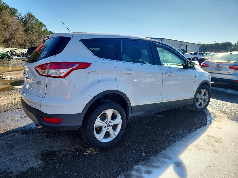Photo 3 from auction – 2016 FORD ESCAPE SE with VIN 1FMCU0G98GUA31355