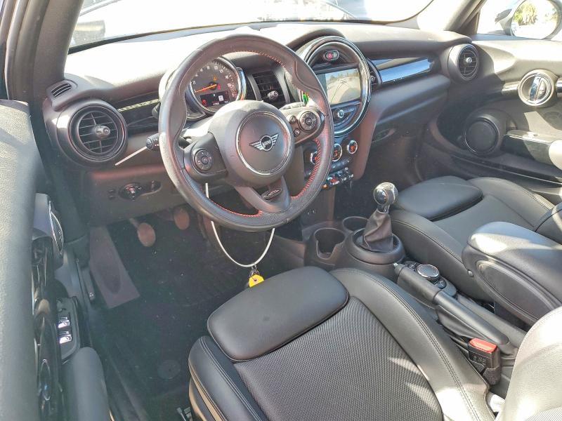 Photo 8 from auction – 2019 MINI COOPER S with VIN WMWWG9C51K3F66574