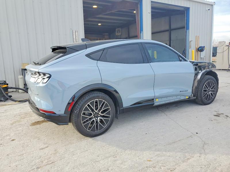 Photo 3 from auction – 2024 FORD MUSTANG MACH-E with VIN 3FMTK3SU2RMA48677
