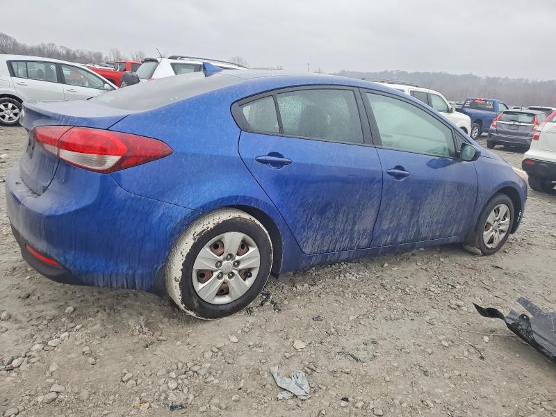 صورة رقم 3 من المزاد - 2017 KIA FORTE مع VIN 3KPFK4A7XHE161076
