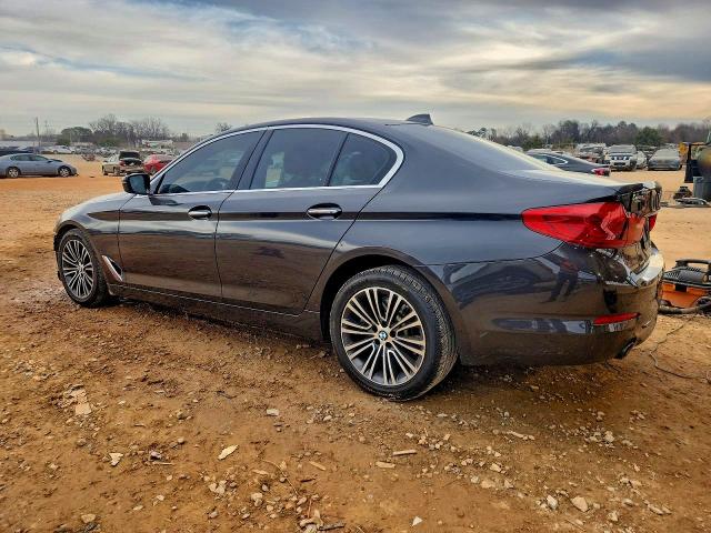 Photo 2 from auction – 2018 BMW 530 I with VIN WBAJA5C5XJWA57360