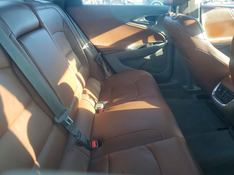 Photo 10 from auction – 2017 CHEVROLET MALIBU LT with VIN 1G1ZE5ST4HF215296