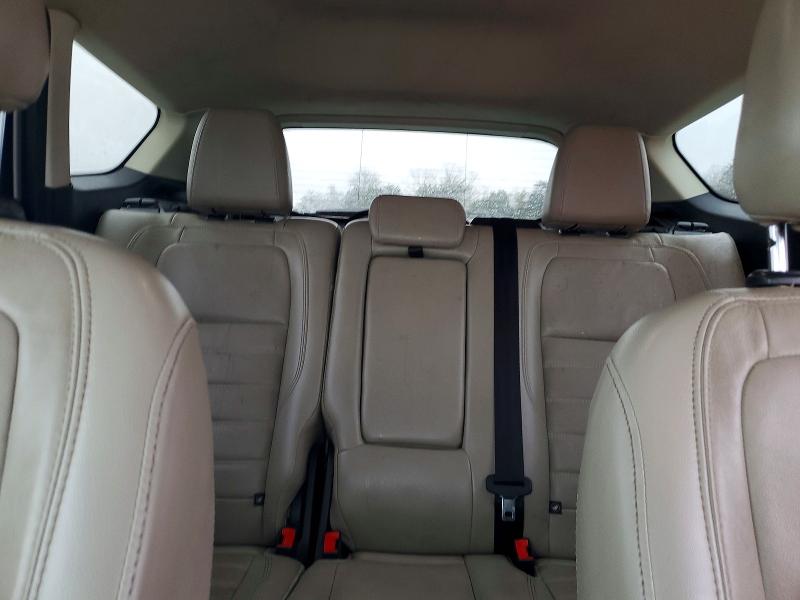 Photo 10 from auction – 2019 FORD ESCAPE with VIN 1FMCU0J98KUA88723