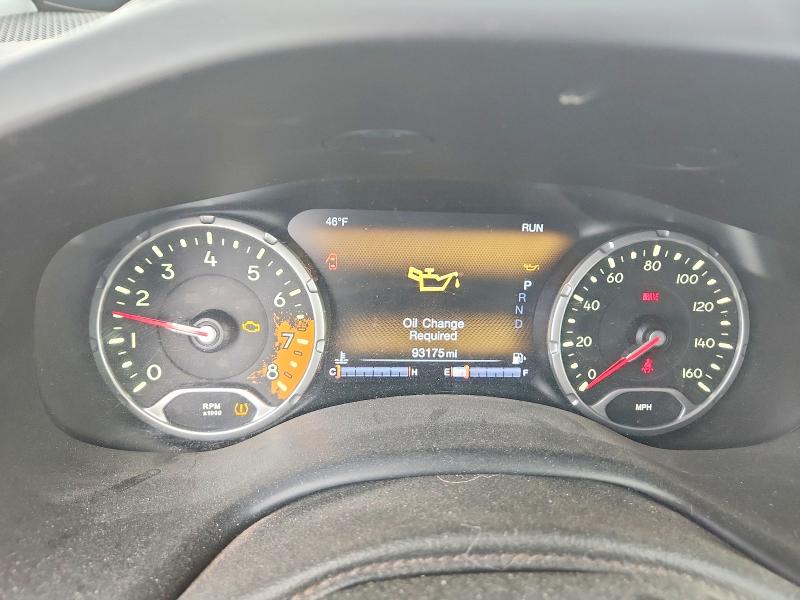Foto 9 de la subasta – 2016 JEEP RENEGADE con VIN ZACCJBDT4GPD65005