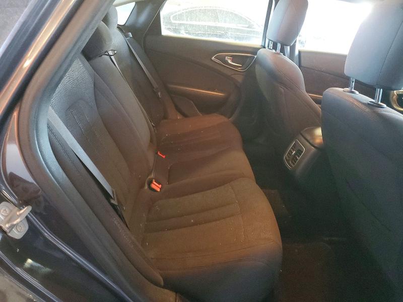 Photo 10 from auction – 2015 CHRYSLER 200 with VIN 1C3CCCAB4FN682953