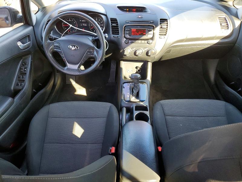 Photo 8 from auction – 2018 KIA FORTE LX with VIN 3KPFK4A75JE217253