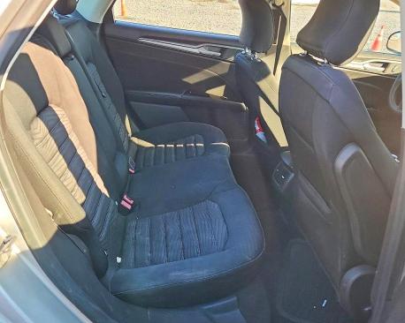 Photo 10 from auction – 2016 FORD FUSION SE with VIN 3FA6P0H7XGR284857