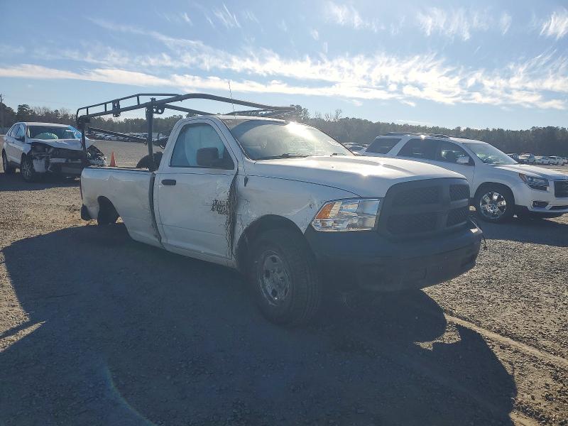 Photo 4 from auction – 2019 RAM 1500 CLASSIC with VIN 3C6JR6DG3KG635918