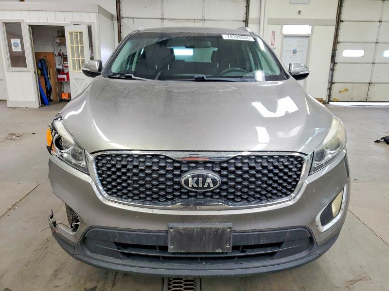 Photo 5 from auction – 2018 KIA SORENTO LX with VIN 5XYPGDA53JG403669