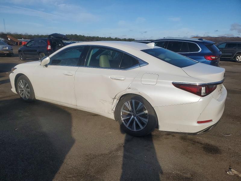 Foto 2 de la subasta – 2019 LEXUS ES con VIN 58ABZ1B17KU050095