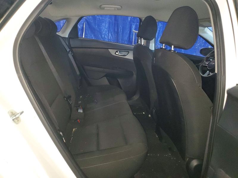 Photo 10 from auction – 2021 KIA FORTE with VIN 3KPF24AD0ME367202