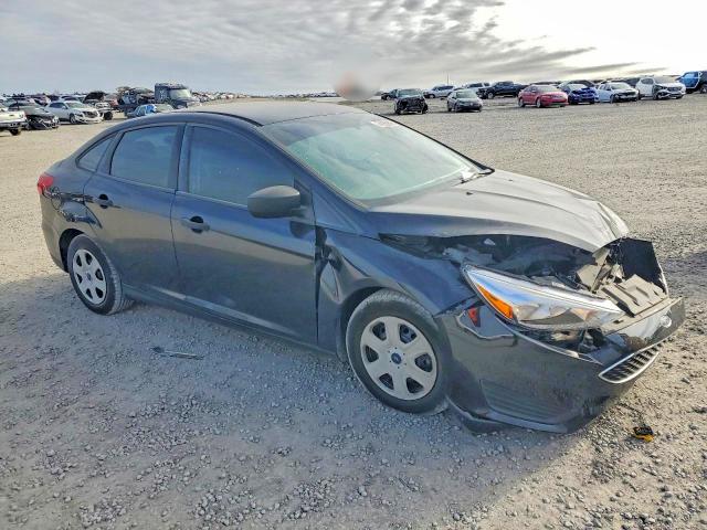 Photo 4 from auction – 2018 FORD FOCUS S with VIN 1FADP3E20JL301771