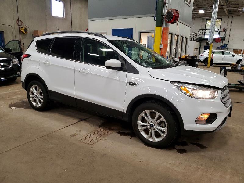 Photo 4 from auction – 2018 FORD ESCAPE SE with VIN 1FMCU9GD1JUA25283