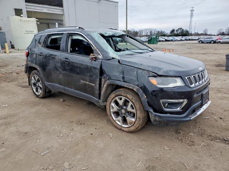 Photo 4 from auction – 2018 JEEP COMPASS with VIN 3C4NJDCB6JT341382
