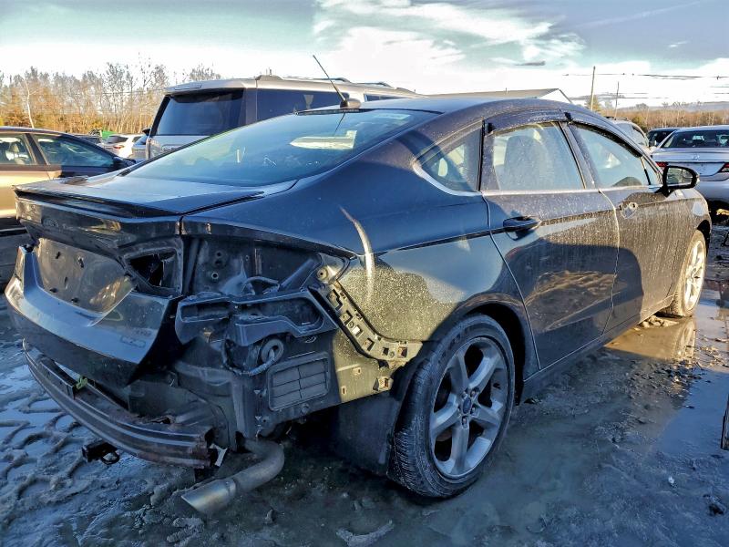 Photo 3 from auction – 2013 FORD FUSION SE with VIN 3FA6P0HR1DR387307