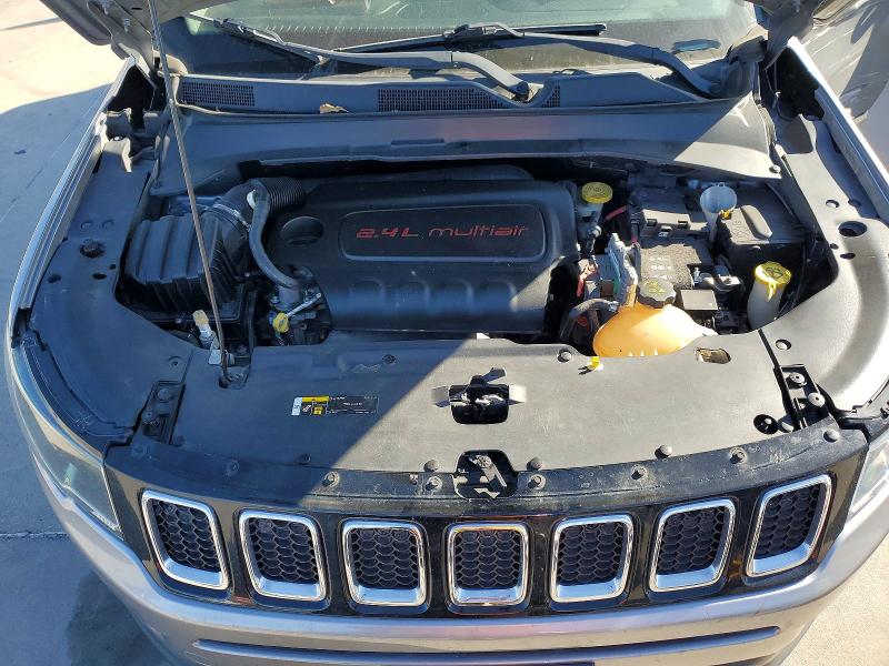 Фото 11 с аукциона – 2018 JEEP COMPASS LA с VIN 3C4NJCBB5JT102644
