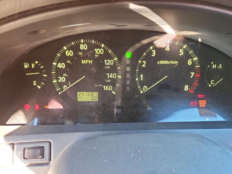 Photo 9 from auction – 2000 INFINITI I30 with VIN JNKCA31A3YT102016