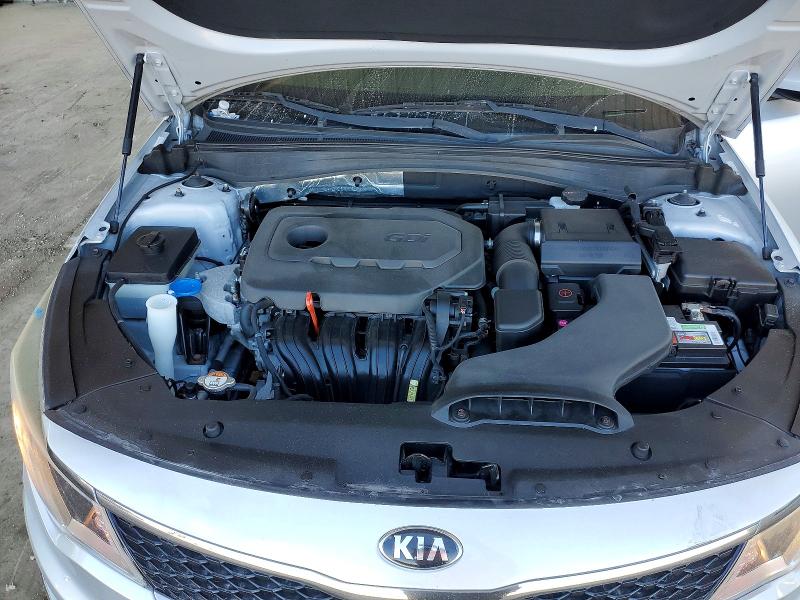 Photo 11 from auction – 2017 KIA OPTIMA LX with VIN 5XXGT4L37HG131102