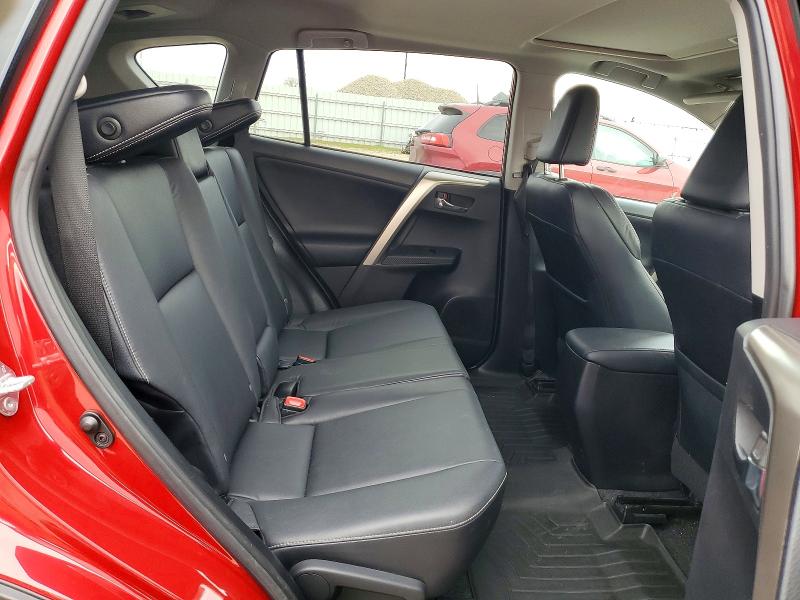Photo 10 from auction – 2015 TOYOTA RAV4 with VIN 2T3DFREV1FW284042