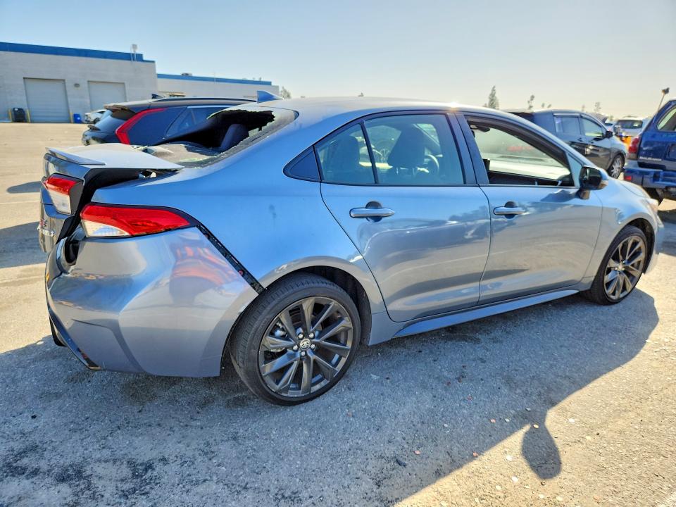 Photo 3 from auction – 2024 TOYOTA COROLLA with VIN JTDBCMFE3RJ024522
