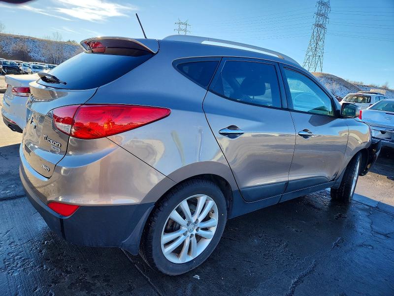 Photo 3 from auction – 2012 HYUNDAI TUCSON with VIN KM8JUCACXCU466109