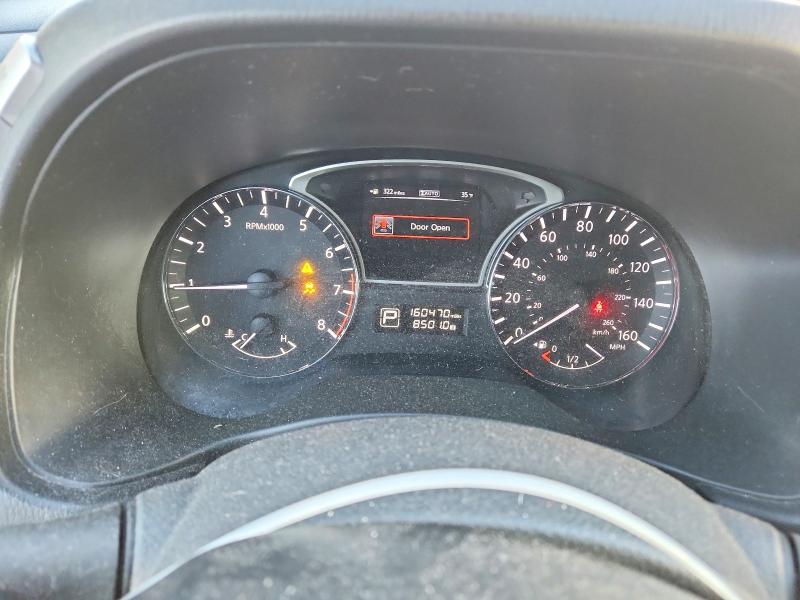 Photo 9 from auction – 2013 NISSAN PATHFINDER with VIN 5N1AR2MM0DC609690